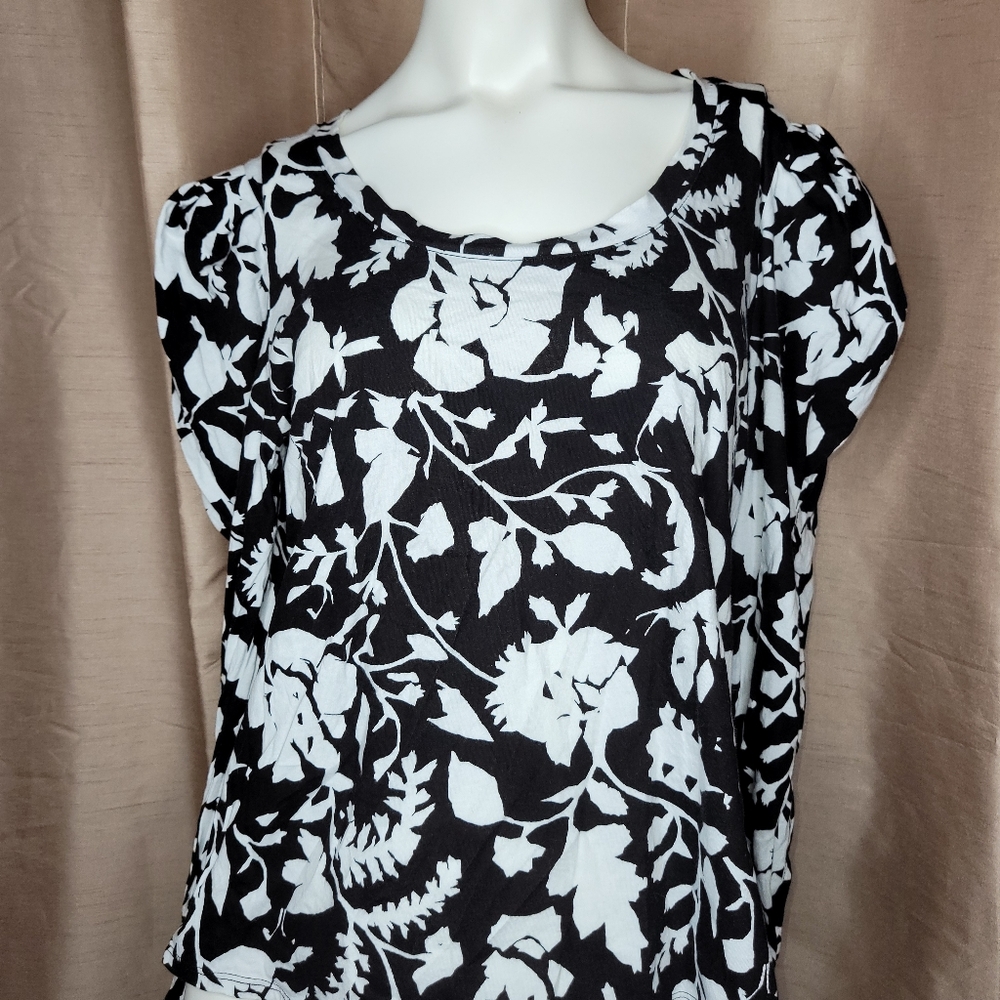 INC International Concepts Women's LS Floral Top - Size: XL - Black / White - Picture 11 of 12